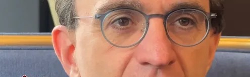 游戏玩法-乌戈：两次担任主帅情况完全不同，没人想到杨鸣会辞职