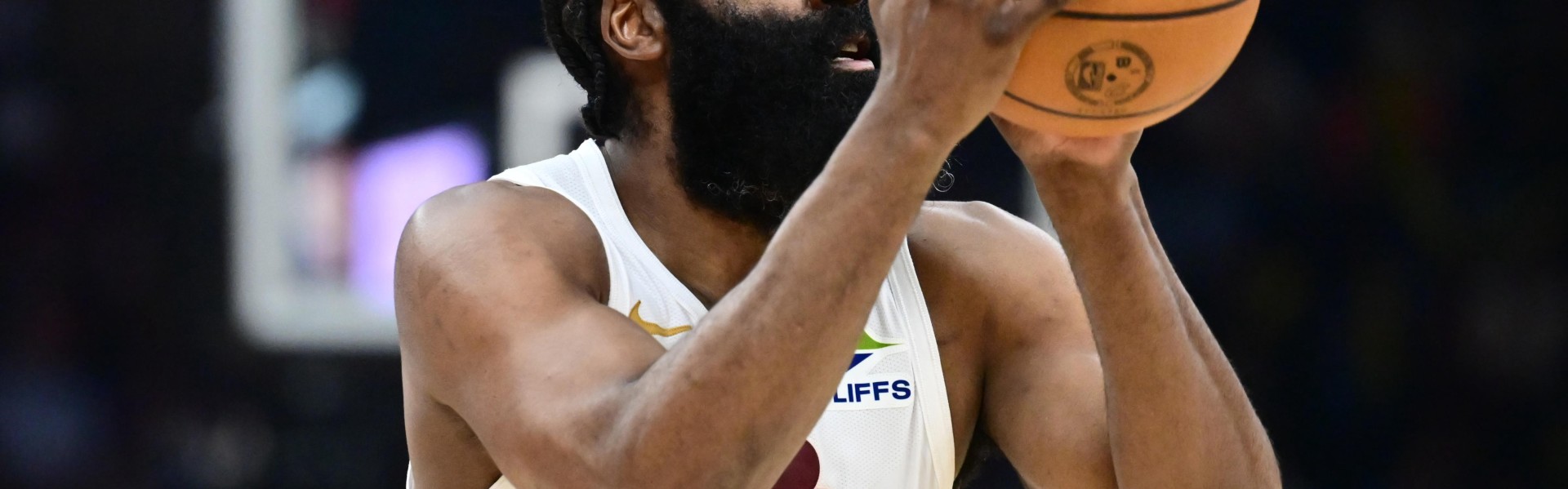 游戏玩法-骑士消息：哈登迎两大里程碑，悍将迎首秀，战独行侠出场更新