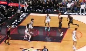 Baccarat-埃奇库姆干拔中距离命中，个人出战16分钟砍下6分4篮板8助攻