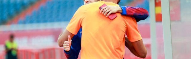 百家乐-中超旧将意甲首次相遇 佩莱造点受伤沙拉维4射0中