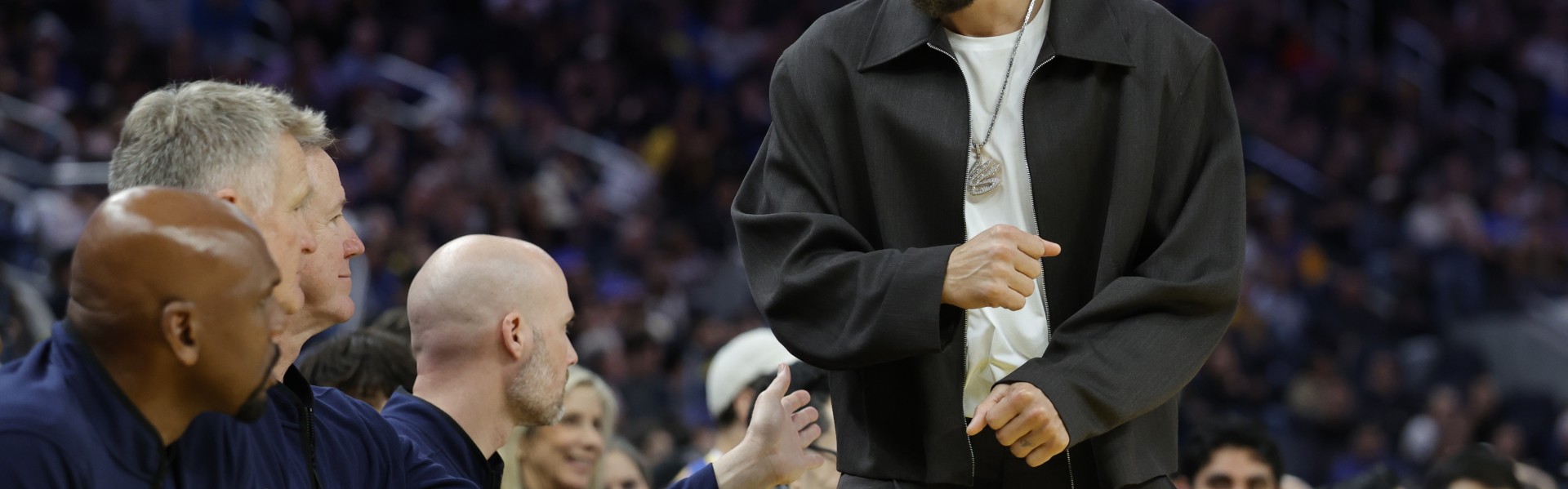 百家乐规则-科尔：库里今早进行了个人训练 他随队出征客场能提升士气